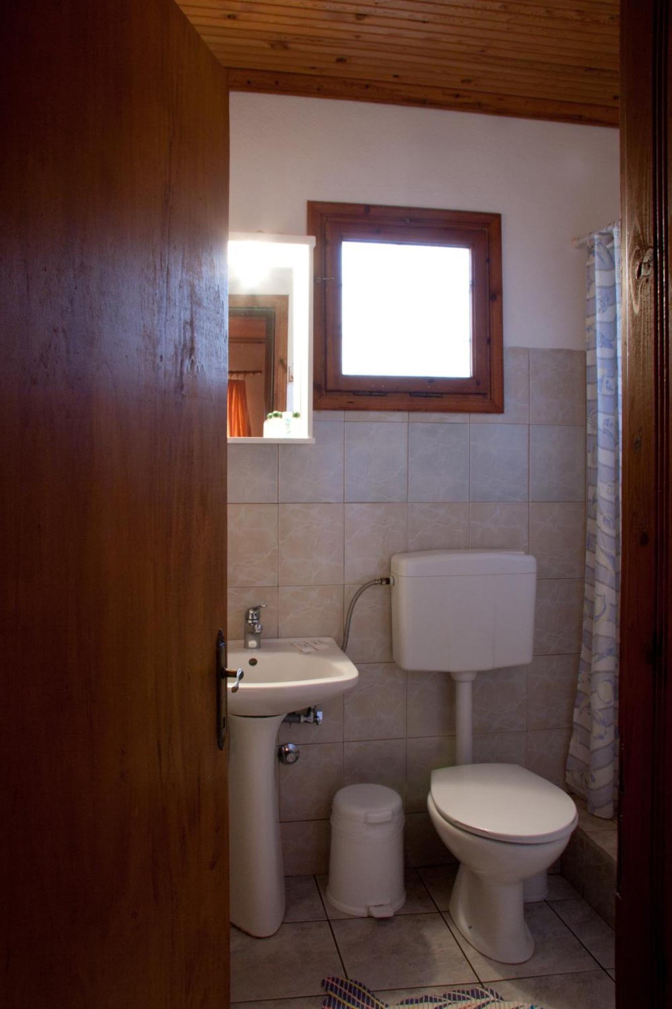 To Petrino Guesthouse Agios Germanos Eksteriør billede