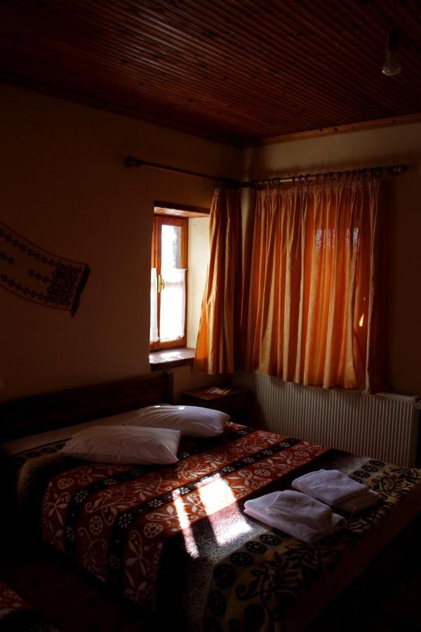 To Petrino Guesthouse Agios Germanos Eksteriør billede